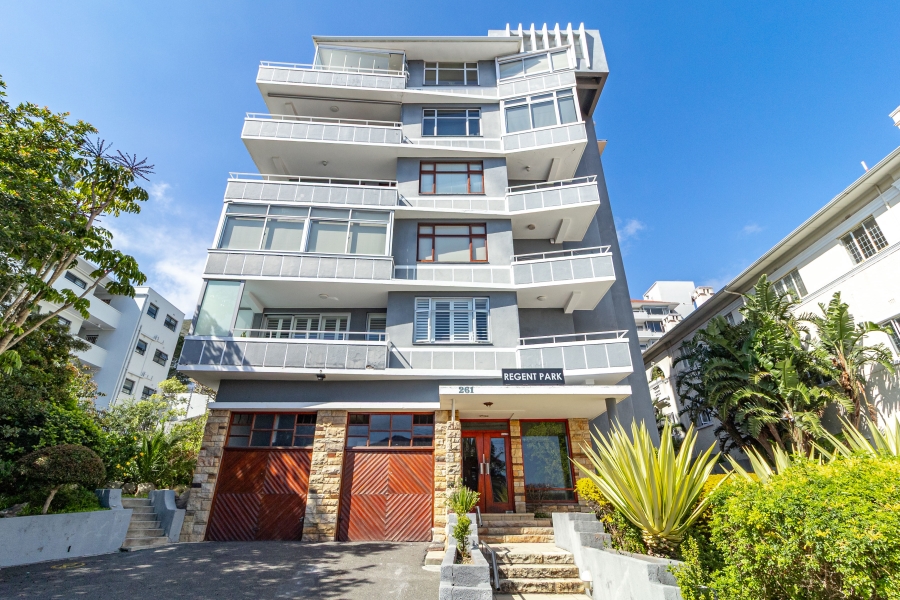 To Let 2 Bedroom Property for Rent in Sea Point Western Cape